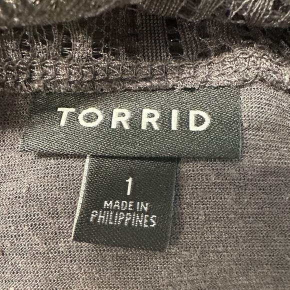 Torrid Blouse - Picture 3 of 3